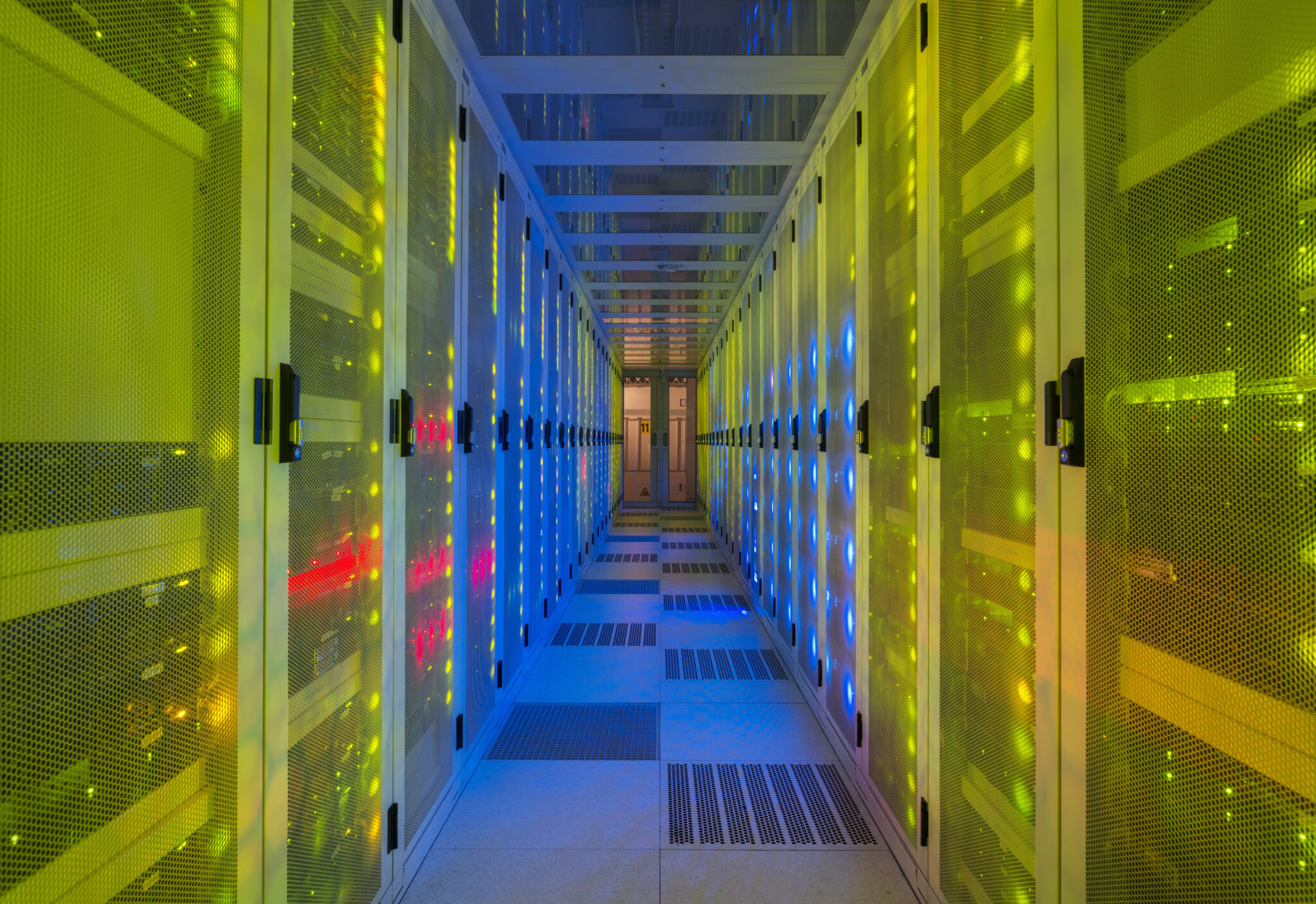 Data Center Infrastructure: Power, Cooling & Fiber Networks